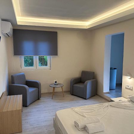 Callisto Beach Hotel リアパデス エクステリア 写真