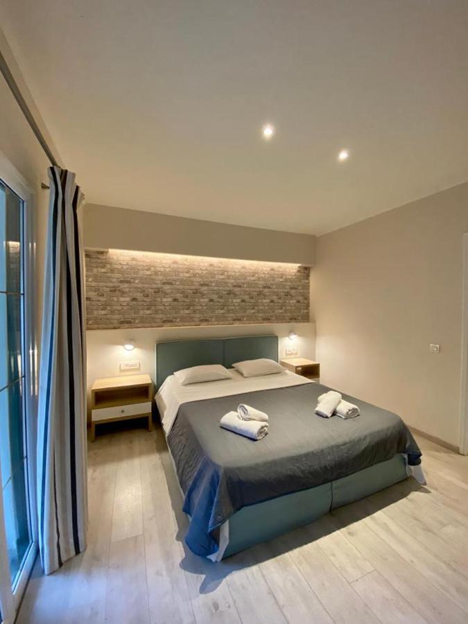 Callisto Beach Hotel リアパデス エクステリア 写真